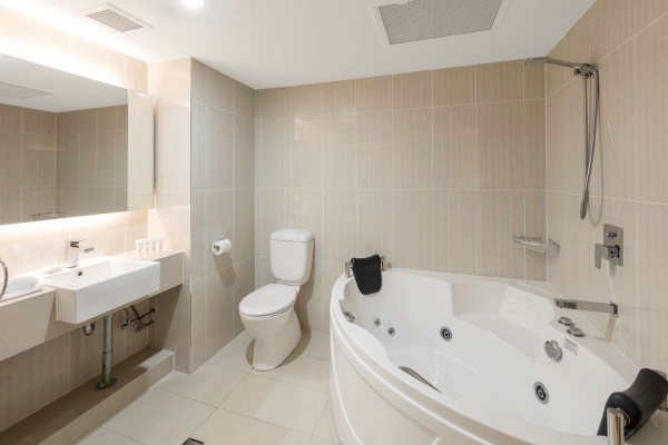 PLUS HOTEL DIANA (Brisbane)